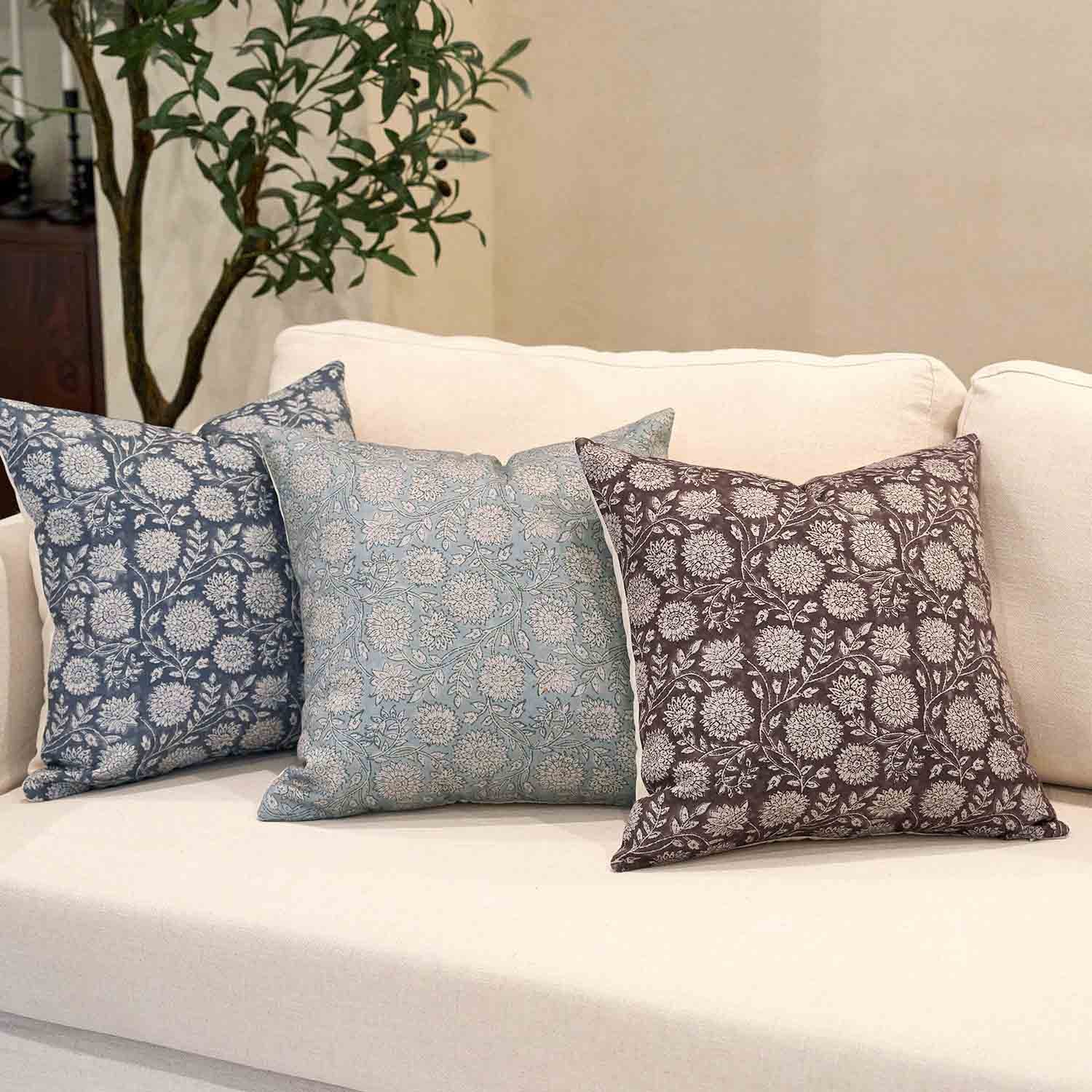 Gubbio Charming Vintage Floral Embroidered Pillow Cover-