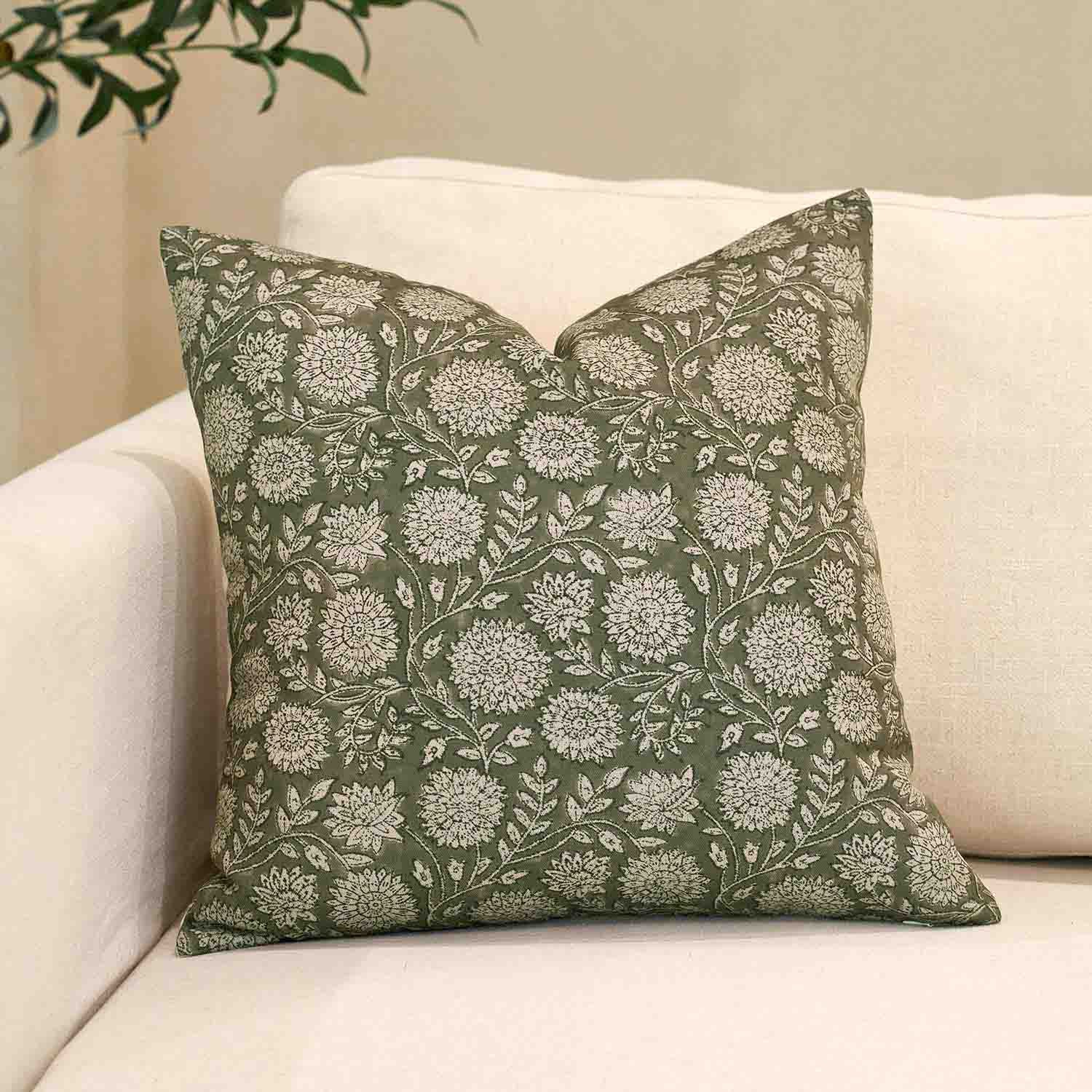 Gubbio Charming Vintage Floral Embroidered Pillow Cover-