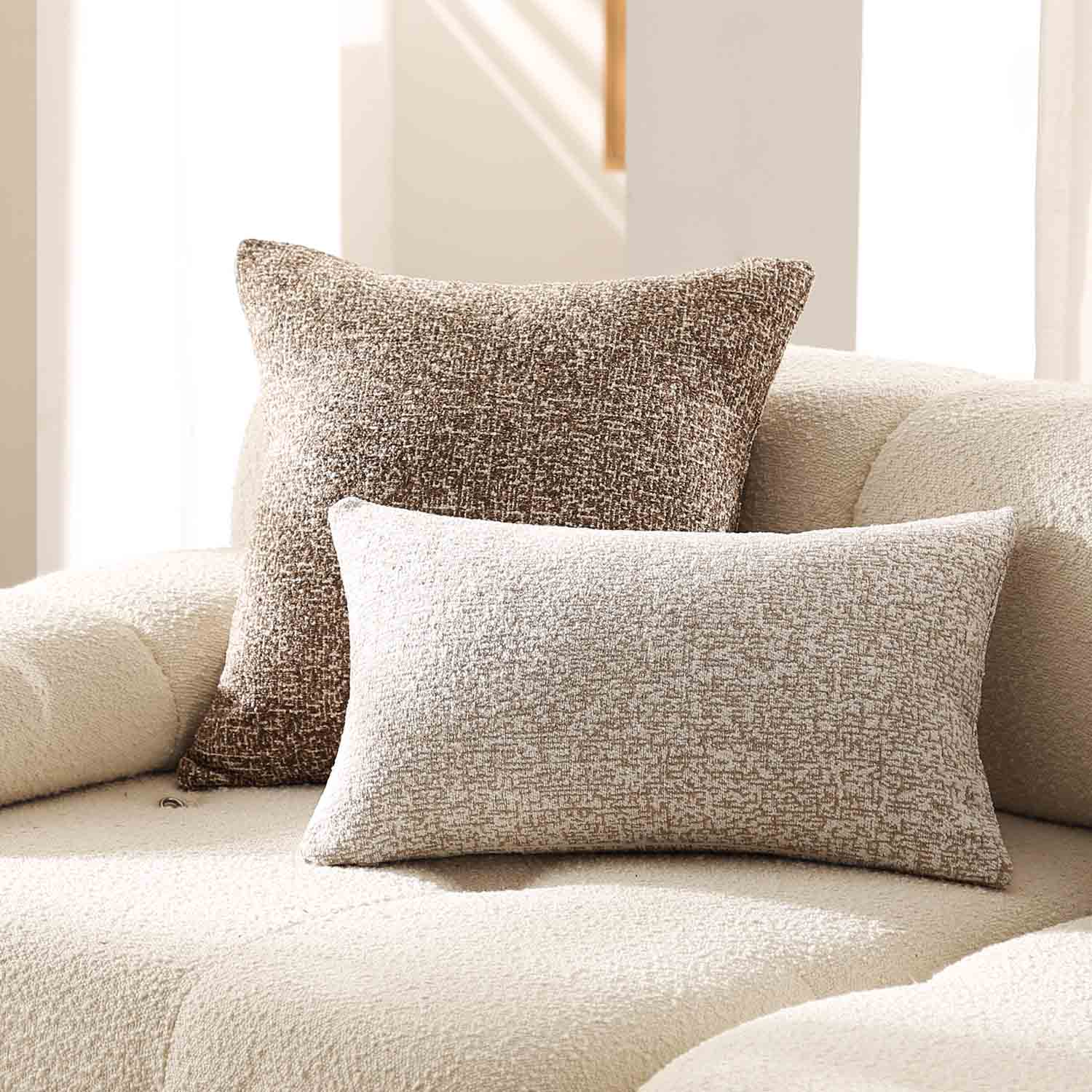 Riano Maze-Shaped Boucle Pillow Cover-